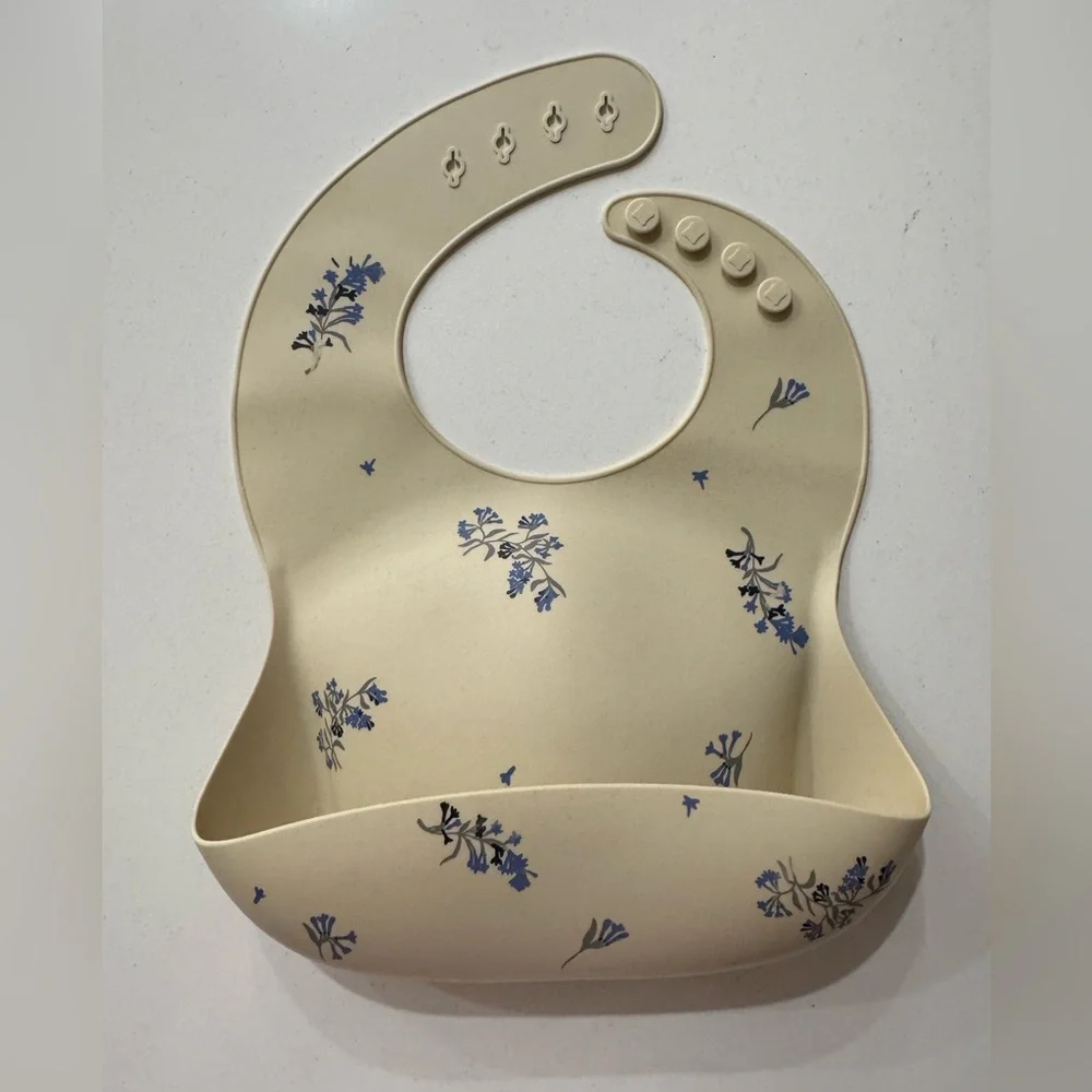 Mushie Silicone Bib (Lilac Flowers)